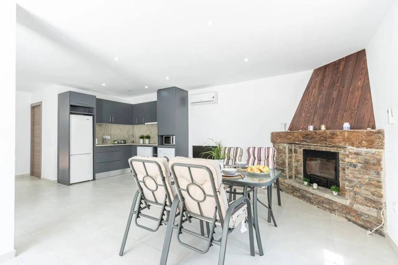 Holiday home Casa Renovada Centro Empuriabrava Villa