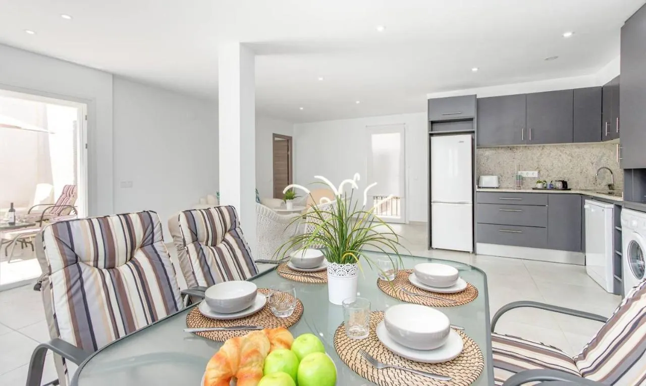Holiday home Casa Renovada Centro Empuriabrava Villa Spain