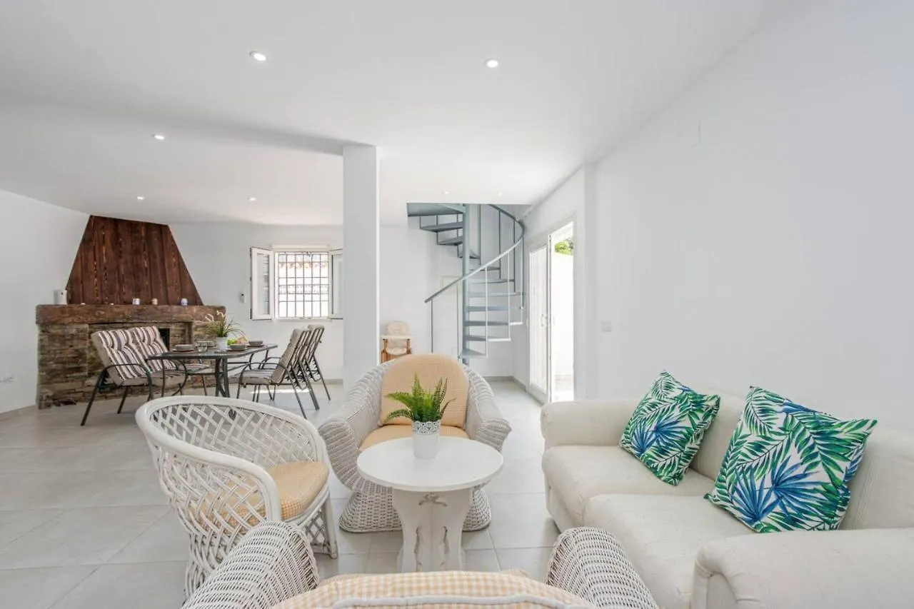 Casa Renovada Centro Empuriabrava Villa Holiday home